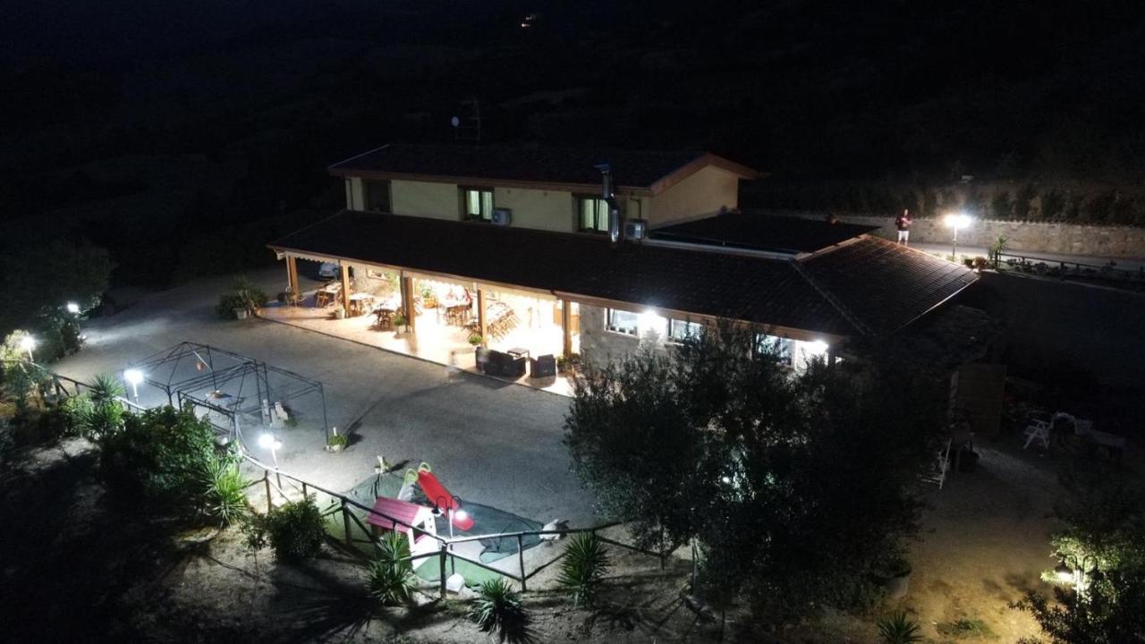 Agriturismo La Vallata Masseria Scilva Екстериор снимка